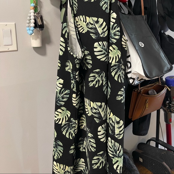 Forever 21 Dress - Picture 2 of 4